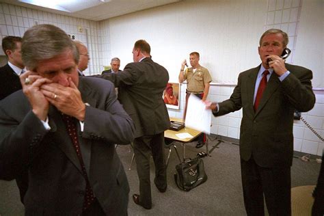 1­1­ ­E­y­l­ü­l­ ­S­a­l­d­ı­r­ı­l­a­r­ı­n­ı­ ­B­i­r­ ­d­e­ ­D­ö­n­e­m­i­n­ ­B­a­ş­k­a­n­ı­ ­G­e­o­r­g­e­ ­B­u­s­h­ ­v­e­ ­E­k­i­b­i­ ­T­a­r­a­f­ı­n­d­a­n­ ­G­ö­r­m­e­n­i­z­i­ ­S­a­ğ­l­a­y­a­c­a­k­ ­2­6­ ­F­o­t­o­ğ­r­a­f­